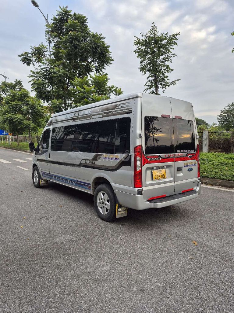 Xe khách Ford Transit 16 chỗ Bạc. Mua bán Phương tiện khác tại Quận Long Biên Hà Nội được đăng bởi Ngô hùng hình 4