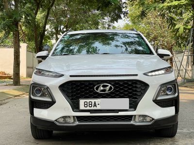 Hyundai Kona 2.0 tiêu chuẩn 2020 xe đẹp chạy 5.9v