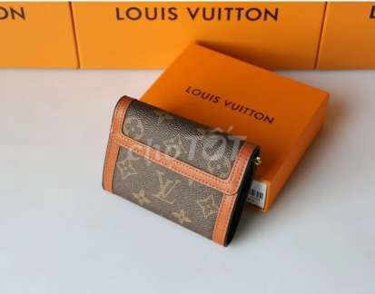 Ví Louis Vuitton cầm tay