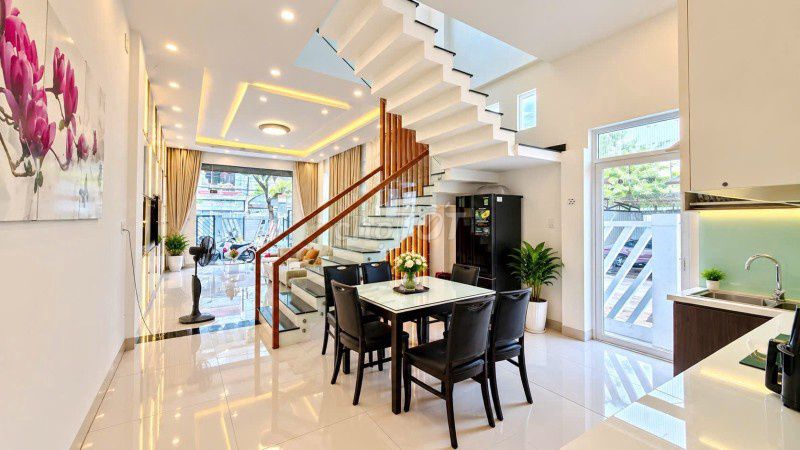 🔥 CĂN GÓC 2 MẶT TIỀN – 134M² – SÁT BẾN XE – NGỘP 8,05 TỶ 🔥