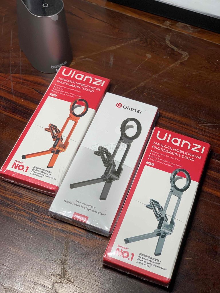 Chân tripod mini Ulanzi MT-38. Mua bán Phụ kiện (Màn hình, Chuột...) tại Quận 12 Tp Hồ Chí Minh được đăng bởi Lộc hình 1