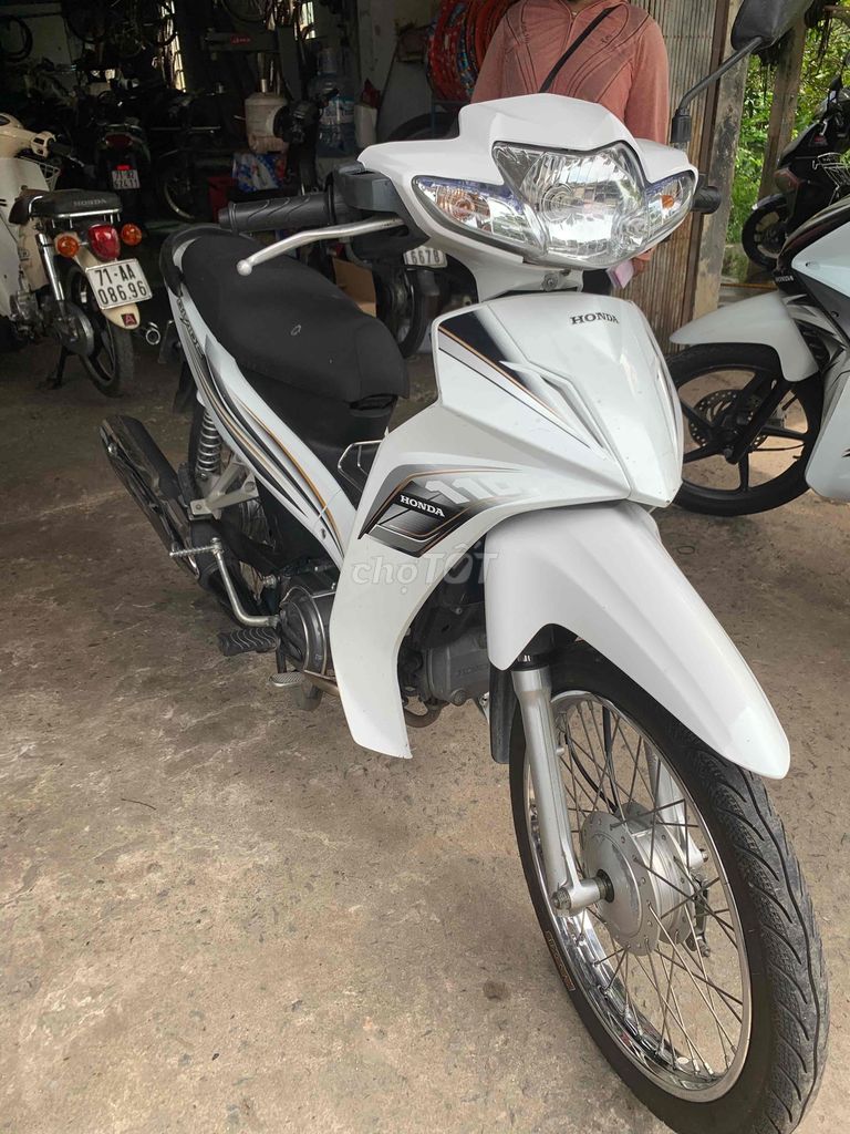 wave Blade 2014 xe đẹp. Mua bán Xe máy tại Huyện Châu Thành Bến Tre được đăng bởi nguyen van trung hình 1