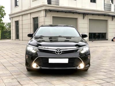 Bán Toyota Camry 2.5Q sx 2018 biển HN