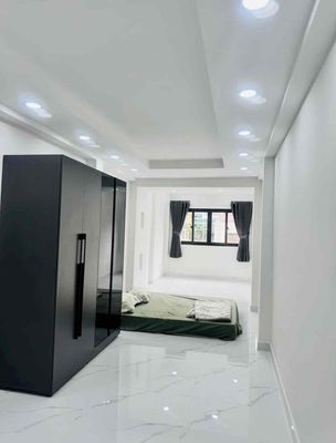 Mặt Tiền Đuờng Nhật Tảo, ngang 3x13m 4 Lầu nhà mới đẹp. Mua bán nhà ở tại Quận 10 Tp Hồ Chí Minh được đăng bởi Nguyen Van Ut