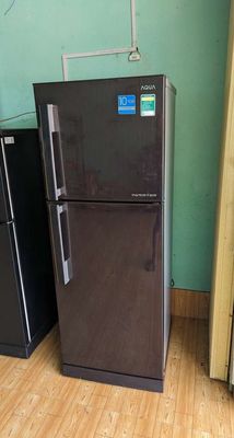 Tủ lạnh Aqua 205l inverter