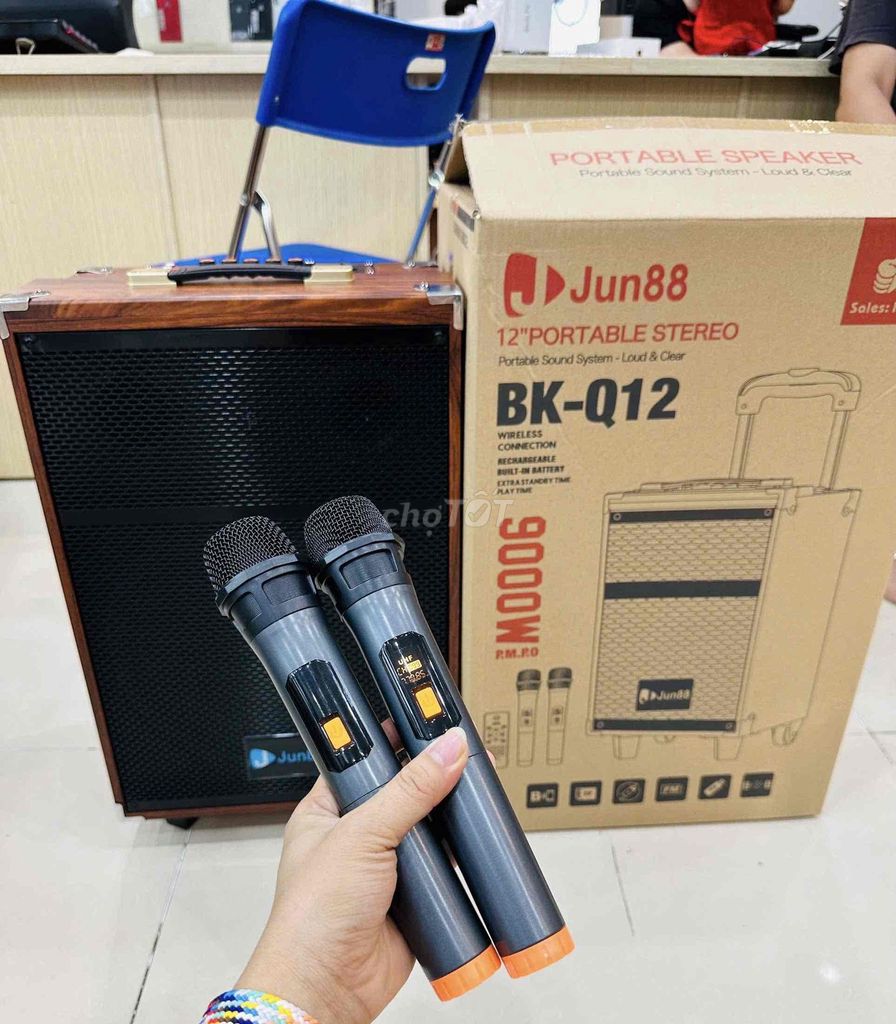 Loa karaoke Jun88 BK-Q12 Mới 100%. Mua bán Tivi, Âm thanh tại Quận Đống Đa Hà Nội được đăng bởi Thế Hoàng hình 1