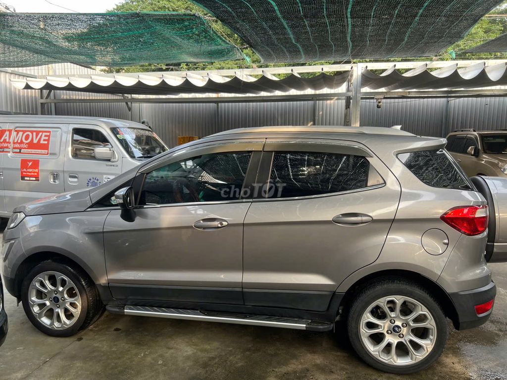 Ford EcoSport 2019 Titanium 1.5L AT - 43000 km