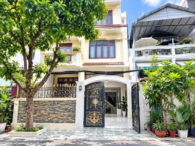 Аренда · 7 комн. · 115 м² · Quận Gò Vấp, ул. Đường Phạm Huy Thông