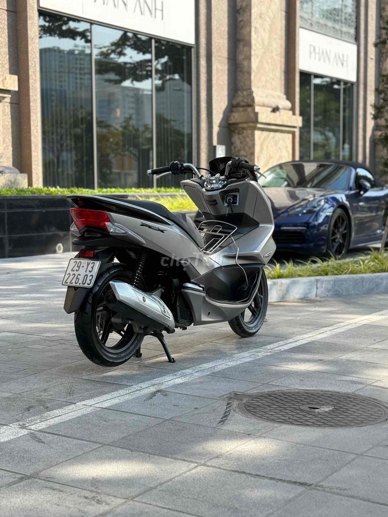 Honda PCX125 Classic 2015 Bạc Nhám Đẹp Nguyên. Mua bán Xe máy tại Quận Ba Đình Hà Nội được đăng bởi Xe Máy Nam Thi hình 7