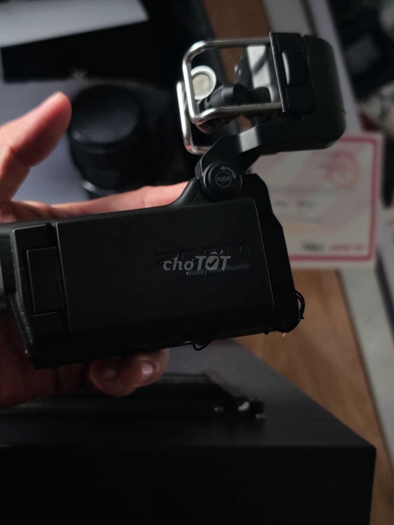 Máy ghi âm Zoom Handy Video Recorder Đen. Mua bán Tivi, Âm thanh tại Quận Bình Thạnh Tp Hồ Chí Minh được đăng bởi Tommy Nguyen hình 1
