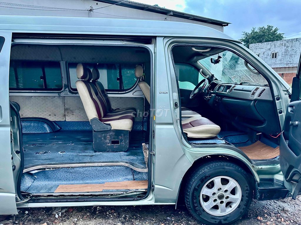 Toyota Hiace 2008 - 123 km. Mua bán Ô tô tại Quận Bình Tân Tp Hồ Chí Minh được đăng bởi Huỳnh tấn pha hình 12