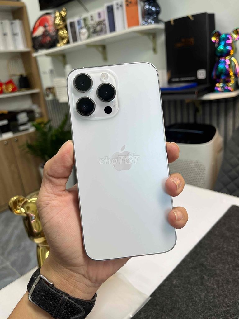 Apple iPhone 14 Pro Max 128GB Silver Mỹ 99%. Mua bán Điện thoại tại Quận Bình Thuỷ Cần Thơ được đăng bởi MC MOBILE hình 1