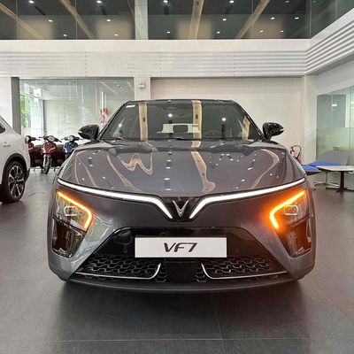 VinFast VF7 2025 đủ màu giao ngay giá tốt nhiều PK. Mua bán Ô tô tại Huyện Thanh Trì Hà Nội được đăng bởi Dương Gia