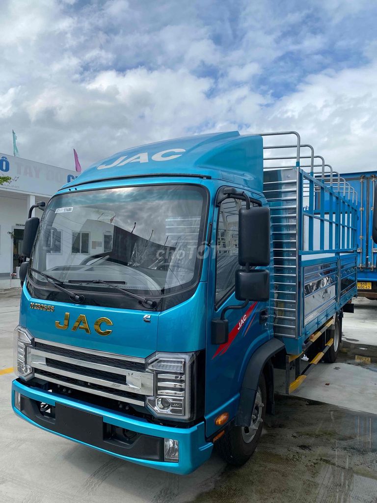 CHIẾC XE MÀU XANH CHẠY RẤT LÀ NHANH - JAC N250 PRO. Mua bán Xe tải, xe ben tại Huyện Châu Thành A Hậu Giang được đăng bởi Thành Ô Tô Tây Đô hình 2