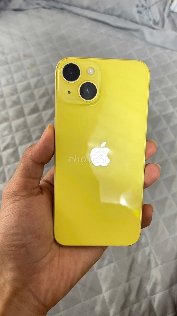 Apple iPhone 14 256GB Vàng. Mua bán Điện thoại tại Huyện Kim Bảng Hà Nam được đăng bởi Nguyễn Minh Hiếu  hình 1