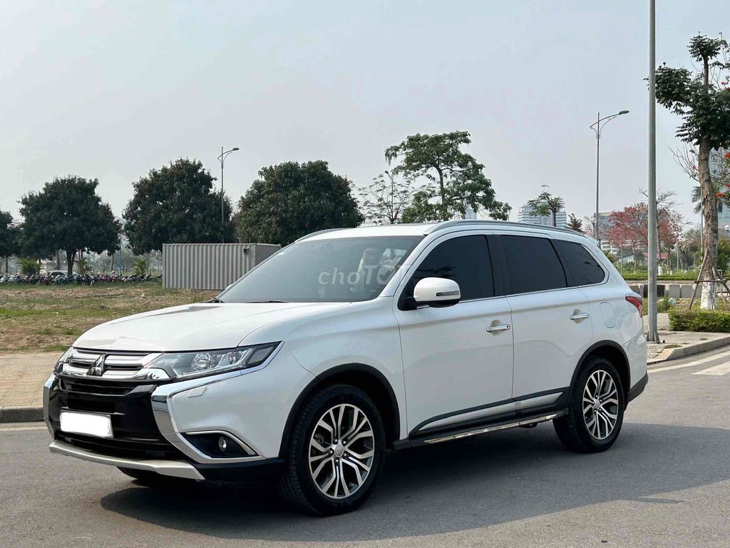 Mitsubishi Outlander 2018 2.0 CVT Premium - 91000