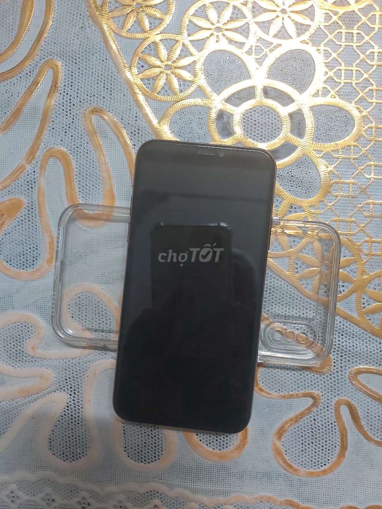 iPhone xs QT ..64 vàng còn face ID  giao lưu nhé. Mua bán Điện thoại tại Quận Bình Tân Tp Hồ Chí Minh được đăng bởi HUỲNH hình 1