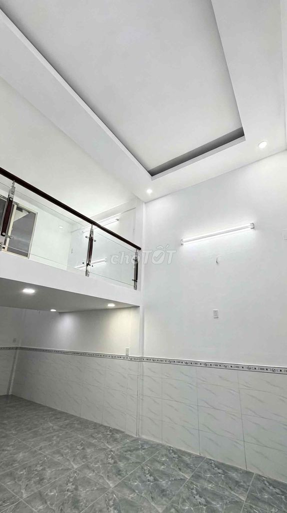 Продажа от собственника, дом в переулке 109/21, phường 16, район Говап