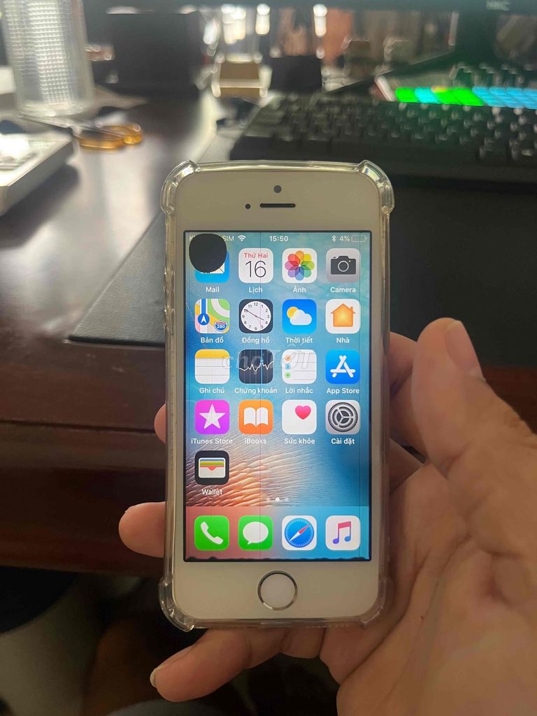 Apple iPhone 5s Trắng Đã qua sử dụng. Mua bán Điện thoại tại Quận Ninh Kiều Cần Thơ được đăng bởi Nguyễn Hoàng Vũ hình 1