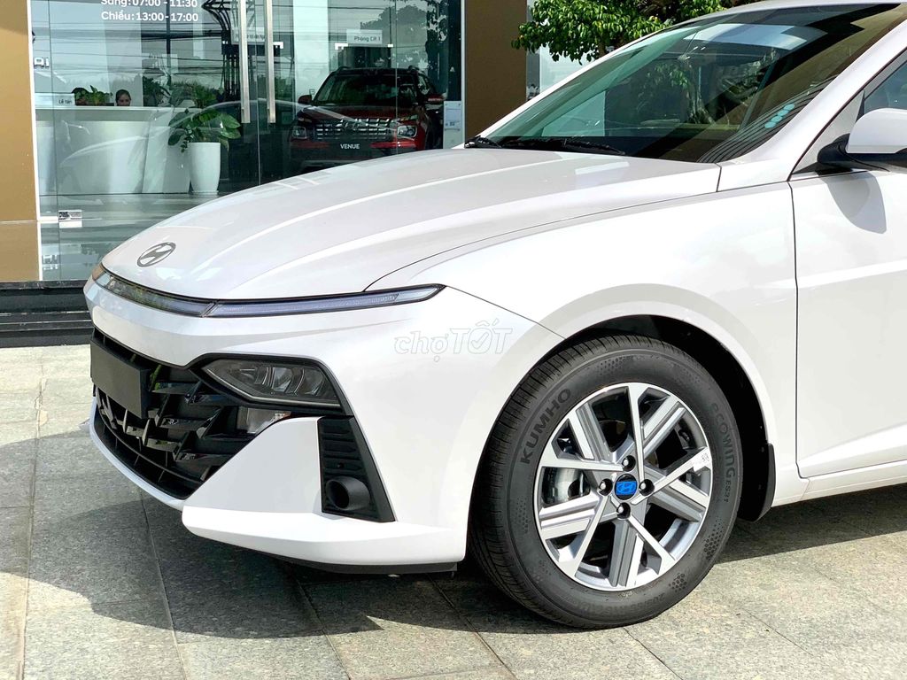 Hyundai Accent 2024 Cao cấp 1.5 AT - 3000 km. Mua bán Ô tô tại Huyện Long Hồ Vĩnh Long được đăng bởi Hyundai Vĩnh Long  hình 4