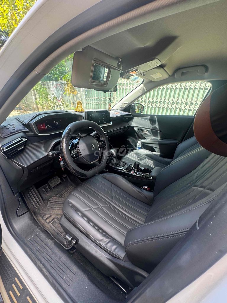 Peugeot 2008 XS cuối 2021 DK 2022 GT Line-58960km. Mua bán Ô tô tại Thành phố Buôn Ma Thuột Đắk Lắk được đăng bởi Nguyễn Thị Bích Ngọc  hình 3