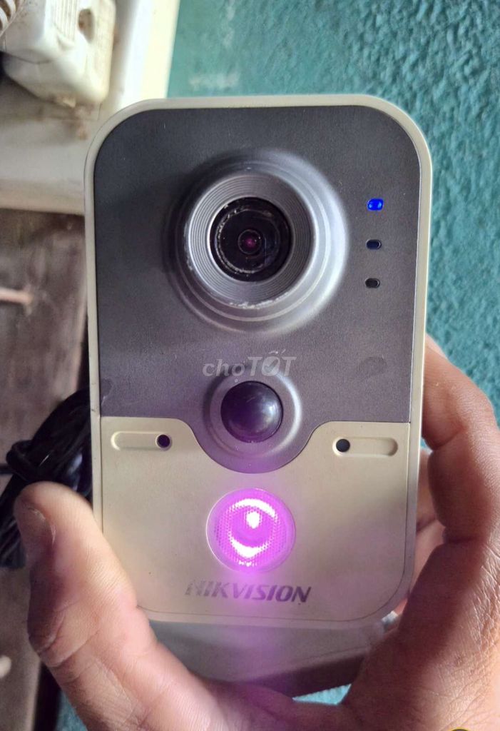 Camera Hikvision DS-2CD2420F-IW Trắng. Mua bán Máy ảnh, Máy quay tại Huyện Cần Giuộc Long An được đăng bởi họ lê hình 1