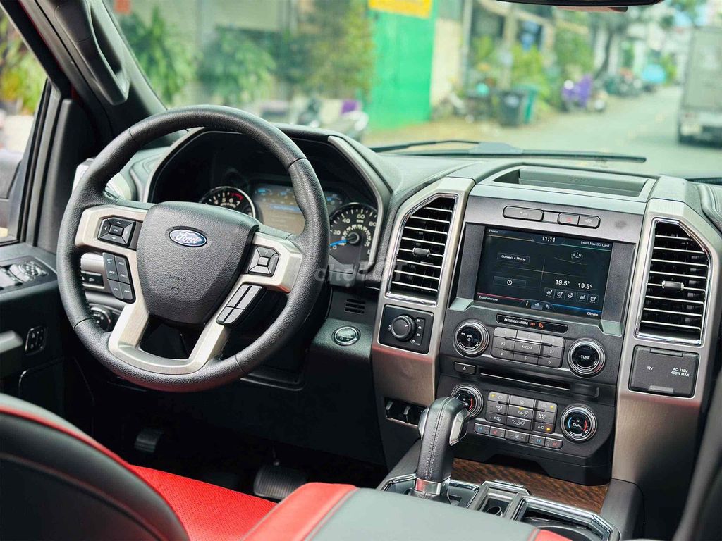 Ford F 150 Platinum Model 2015 Ko niên hạn. Mua bán Ô tô tại Quận 8 Tp Hồ Chí Minh được đăng bởi Hồng Phúc hình 11