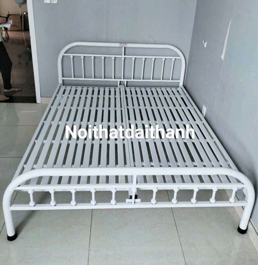 Giường sắt ngủ 1m6 bi - giao hàng nhanh chóng HCM