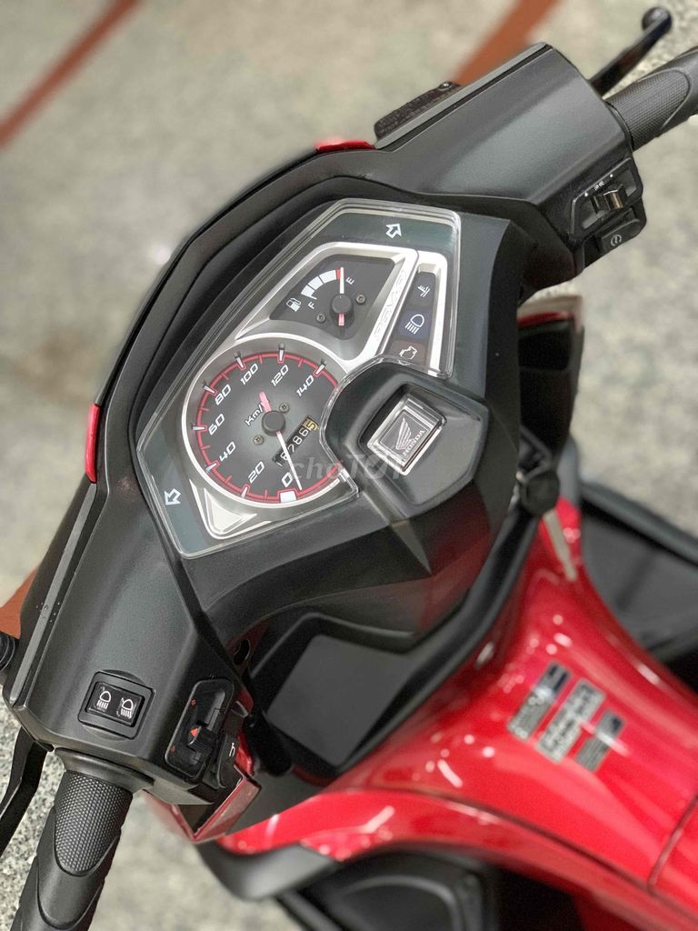 Ab 110 FI xe Thái SKSM trùng nhau zin 1 đời chủ. Mua bán Xe máy tại Quận Phú Nhuận Tp Hồ Chí Minh được đăng bởi Cungsport hình 3