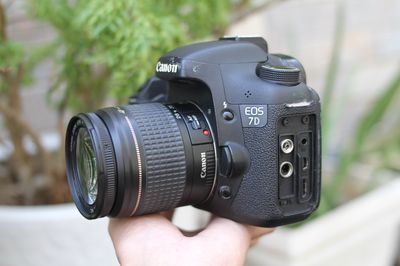 Combo Canon 7D + 28-80 USM + 50 F1.8II