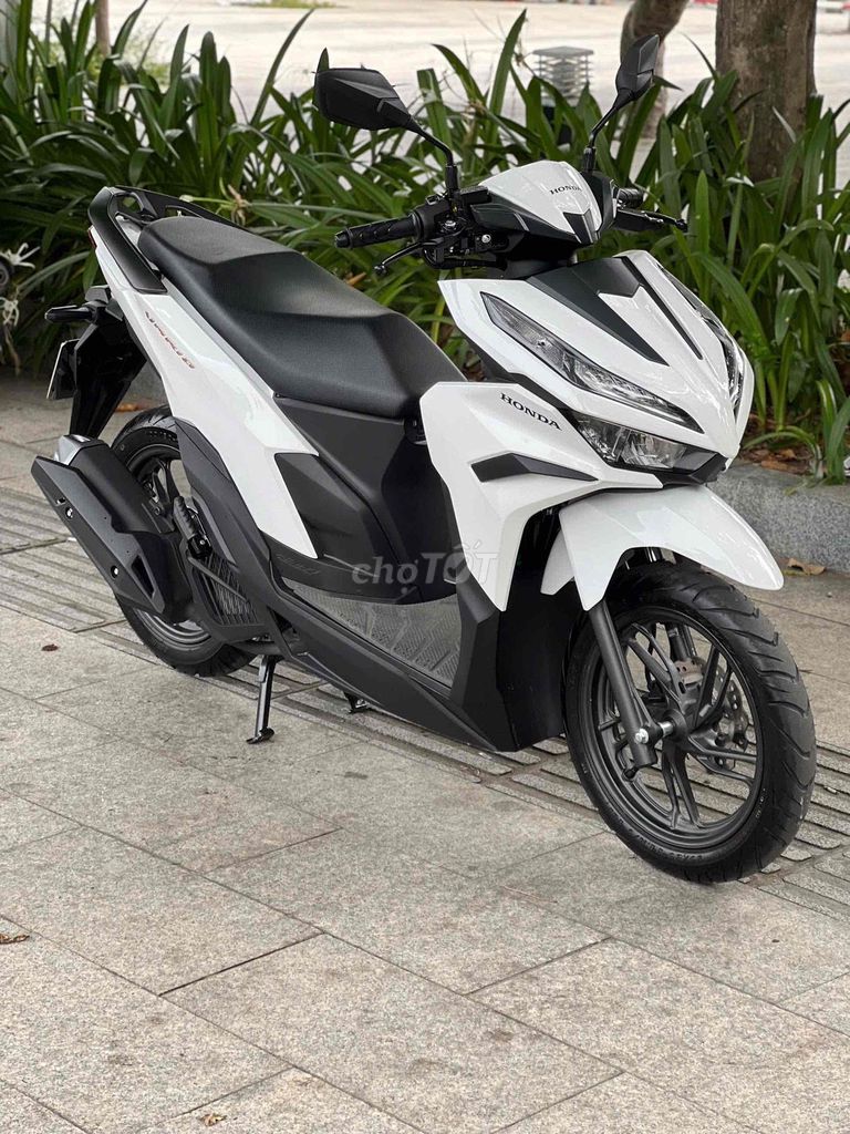 Vario 125 smarkey đời 2026 trắng odo 800km