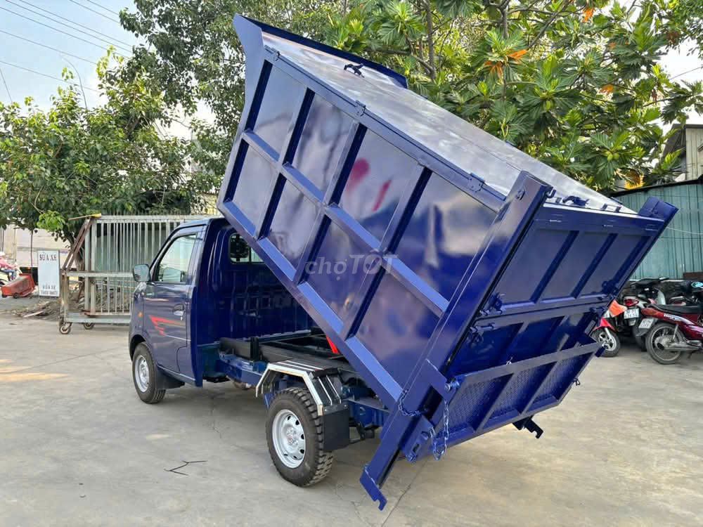 XE CHỞ RÁC 4 KHỐI SRM. Mua bán Phương tiện khác tại Thành phố Dĩ An Bình Dương được đăng bởi Phu Nguyen hình 1