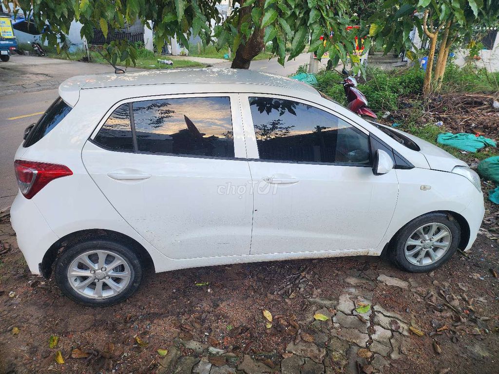 2014 - 888 km. Mua bán Ô tô tại Huyện Hòa Vang Đà Nẵng được đăng bởi Tên chưa cung cấp hình 4