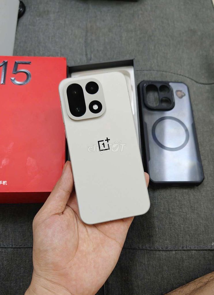 OnePlus 15 12/256 Fullbox Rom QTế, Đẹp Keng. Mua bán Điện thoại tại Quận Tân Bình Tp Hồ Chí Minh được đăng bởi Kiên Android Shop hình 1