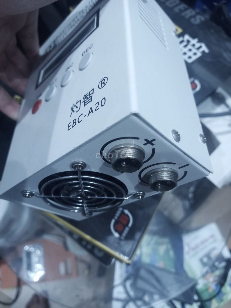 ZKE Tech EBC-A20 Sạc 5A Xả 20A Trắng. Mua bán Phụ kiện (Màn hình, Chuột...) tại Quận Tây Hồ Hà Nội được đăng bởi Bùi quang huy hình 1