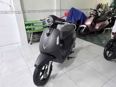 Xe VinFast Evo200 pin mua3,5kw 4/2025 ngay chủ ký