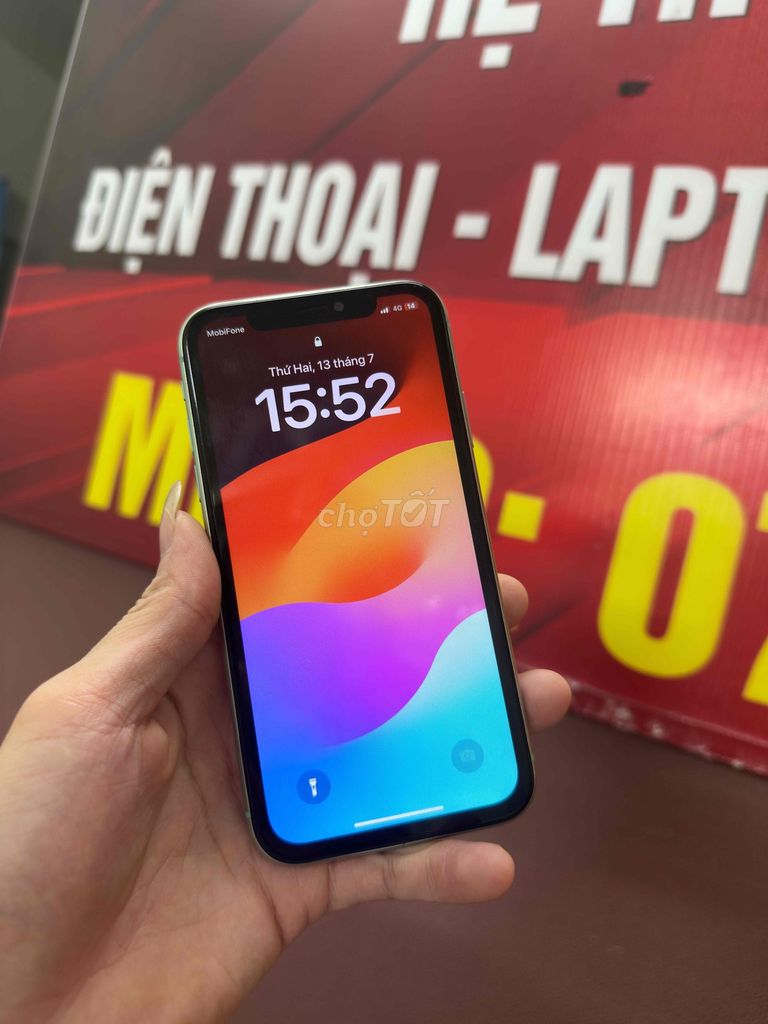 Apple iPhone 11 64GB Xanh lá Đã sử dụng. Mua bán Điện thoại tại Quận Đống Đa Hà Nội được đăng bởi HQ Computer Chùa Láng hình 1