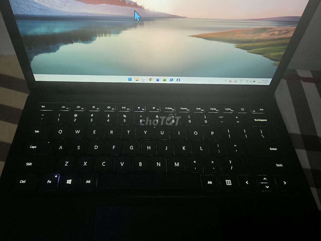 Microsoft Surface Laptop 3 i5 16GB/238GB Đã dùng. Mua bán Laptop tại Quận 1 Tp Hồ Chí Minh được đăng bởi Tuệ Minh Nguyễn Ngọc hình 1