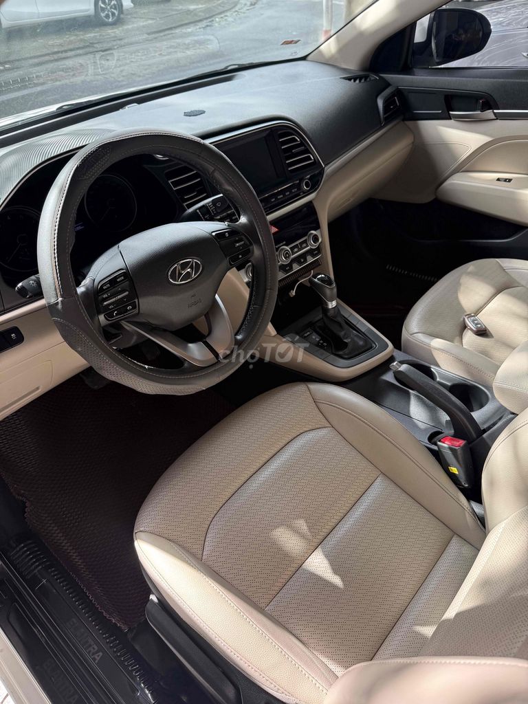 Hyundai Elantra 2021 1.6 AT GLS. Mua bán Ô tô tại Quận Hải Châu Đà Nẵng được đăng bởi Hoàng hình 5