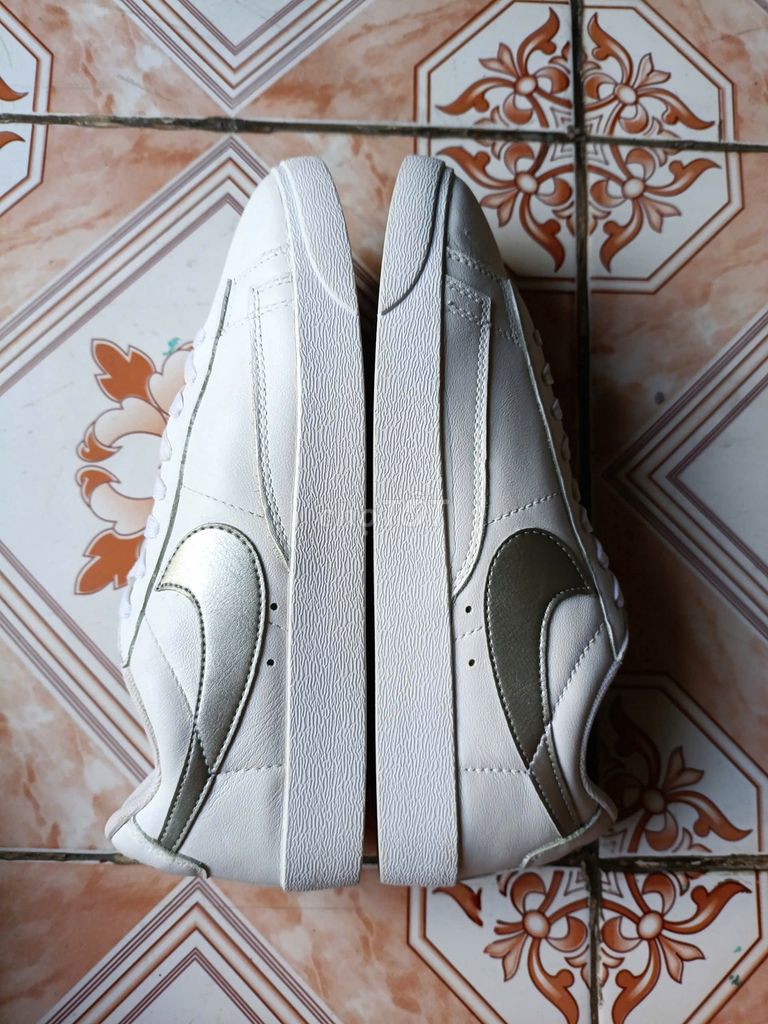 Nike Blazer Low LE AA3961-101 Size 37.5 23.5cm