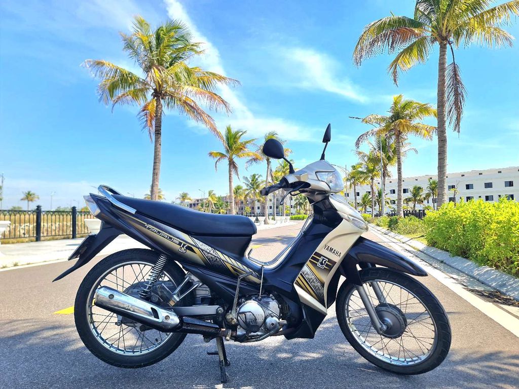 Bán Yamaha Taurus đời 2011 xe cực đẹp, máy rin êm