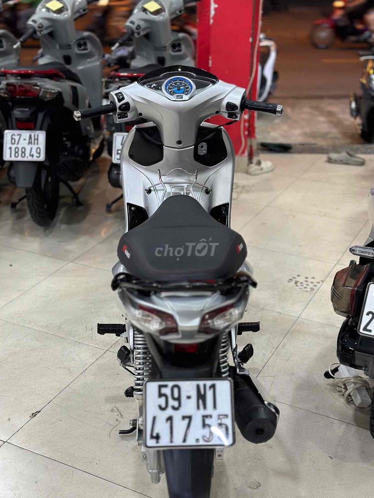 Honda Future 2012 Bạc. Mua bán Xe máy tại Quận 6 Tp Hồ Chí Minh được đăng bởi Cửa Hàng Xe Máy Hoà Bùi hình 3