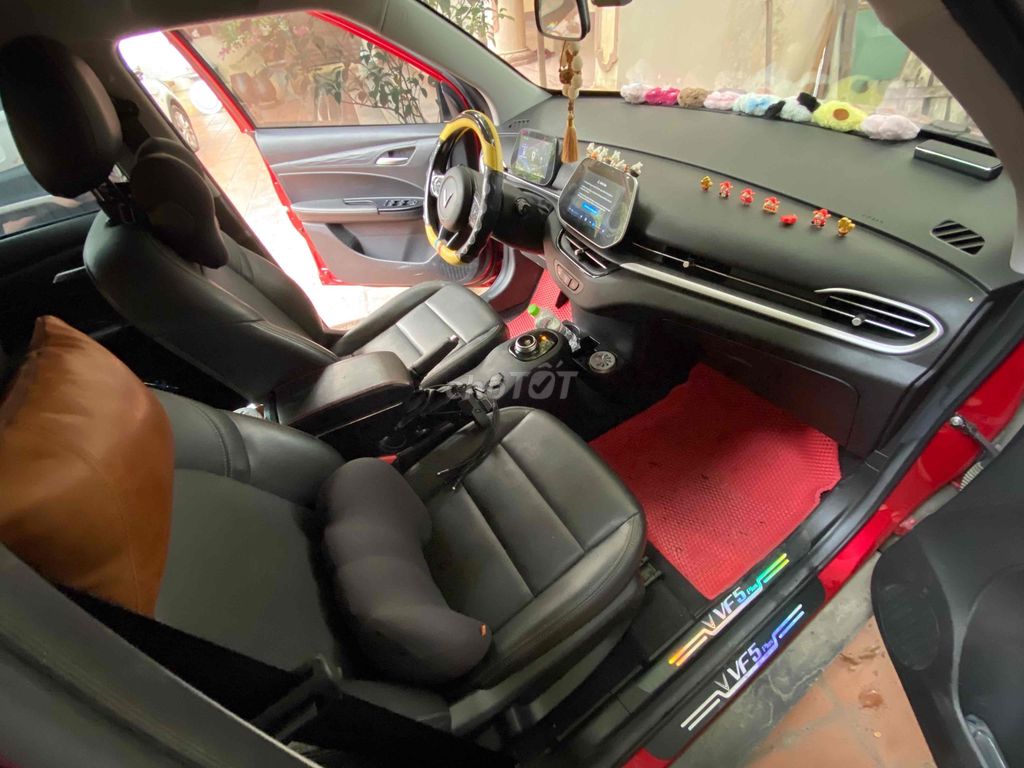 VinFast VF5 Plus 2025 Красный 80 000 км