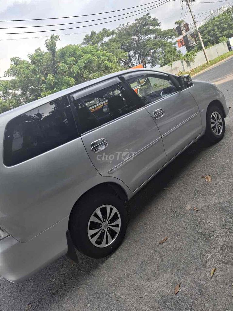 gia đình cần bán một xe toyota innova V đời 2009. Mua bán Ô tô tại Quận 12 Tp Hồ Chí Minh được đăng bởi phan hoang minh hình 5