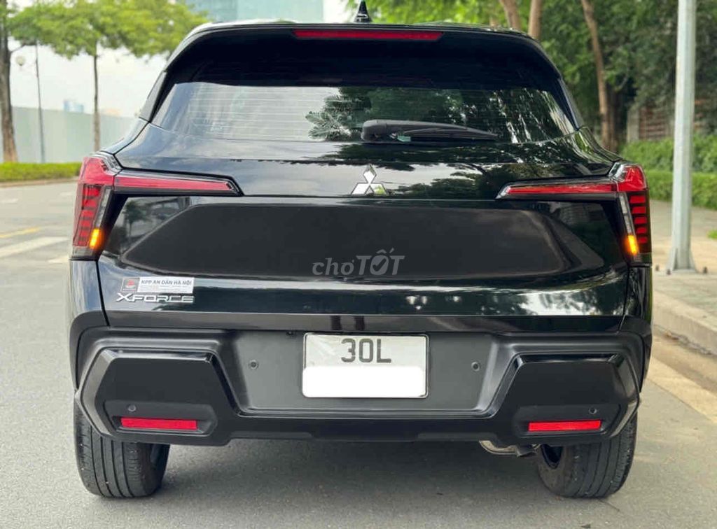 Mitsubishi Xpander 2024 Premium zin 1,6vạn km Mới. Mua bán Ô tô tại Quận Đống Đa Hà Nội được đăng bởi TRUNG HIẾU AUTO hình 3