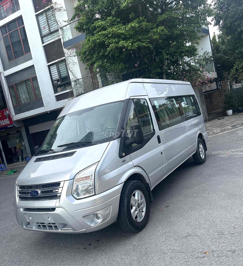 Ford Transit 16c sx 2017 Luxury - 21000 km. Mua bán Ô tô tại Quận Long Biên Hà Nội được đăng bởi Nguyễn Văn Tuấn hình 2