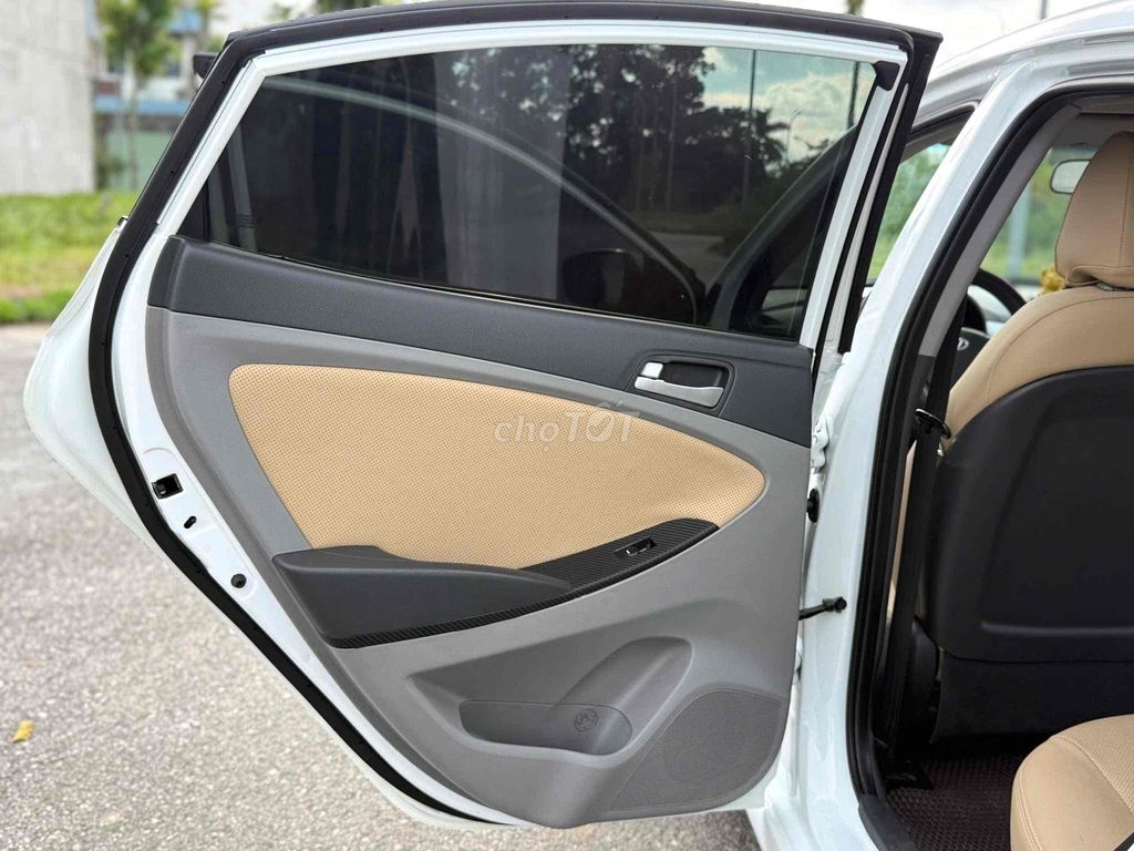 Hyundai Accent 2016 1.4 MT - 110000 km. Mua bán Ô tô tại Huyện Gia Lộc Hải Dương được đăng bởi Nhất Tín Ô Tô Hải Dương hình 13