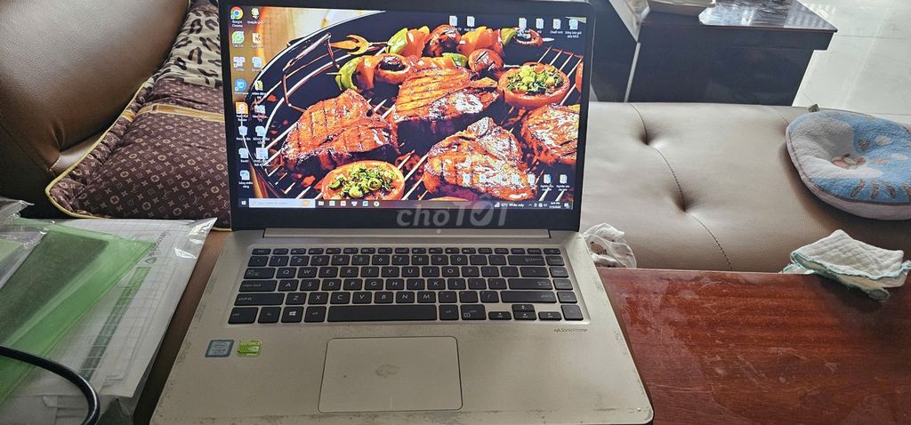 Bán Acer i5 7th Ram 16GB HD Graphics 620