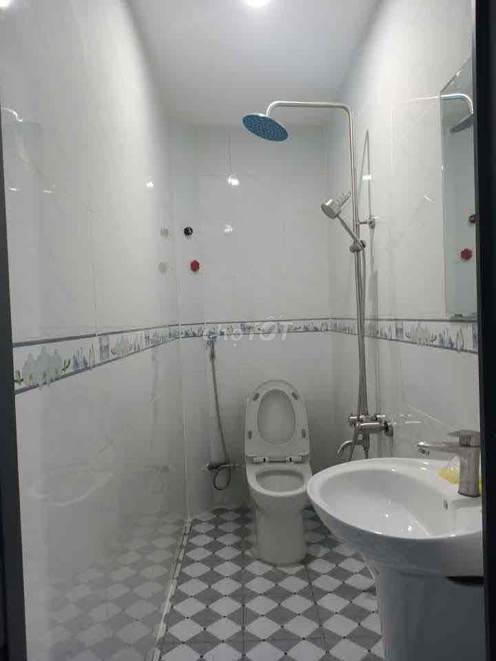 Сдается в аренду дом Thanh Loc, 13 футов, 75 м2, 1 этаж, 1 этаж, 2 спальни, 1 туалет, прямо в Бонг Сене