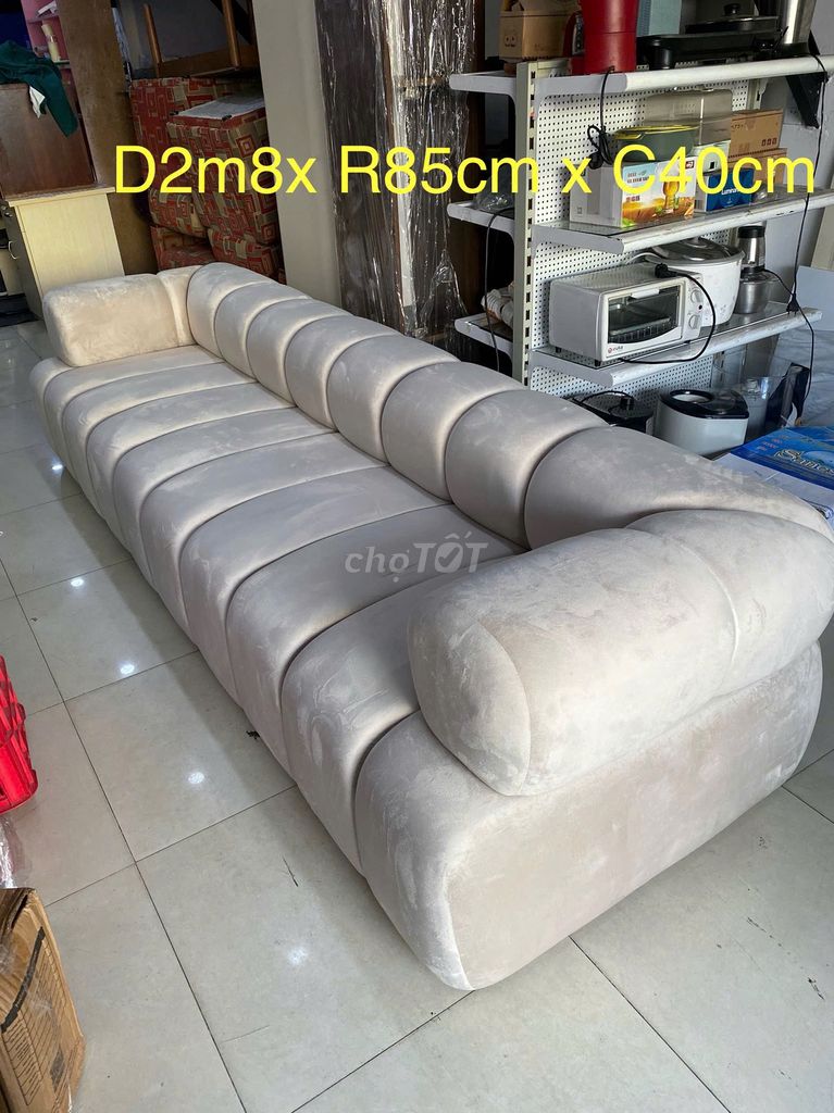 thanh lý sofa dài 2.8 mét mới 99%